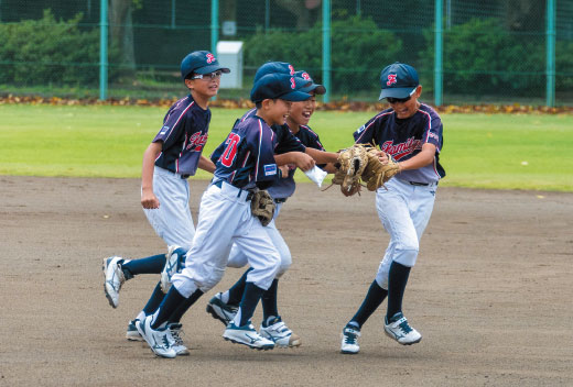 2024年度グッドショット賞「勝利へ導く笑顔のグラブタッチ」